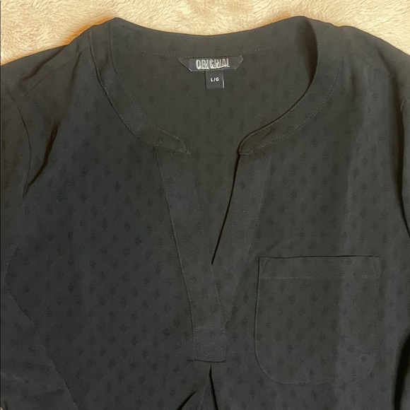 NWOT Elegant Black Women's Flowy Tunic Top with texture sz L - Picture 2 of 8